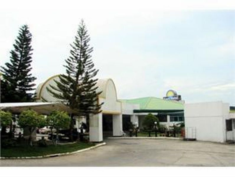 Days Hotel Tagaytay Tagaytay City Bagian luar foto