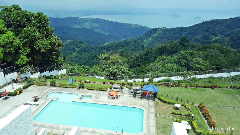 Days Hotel Tagaytay Tagaytay City Bagian luar foto
