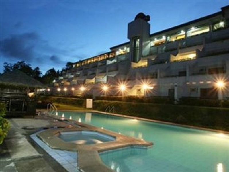 Days Hotel Tagaytay Tagaytay City Bagian luar foto